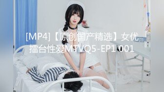 《反差网红✅订阅福利》露脸才是王道！万人追OnlyFans男女通吃精神小妹ozawa私拍，裸舞洗澡与闺蜜互殴被肉棒插 (3)